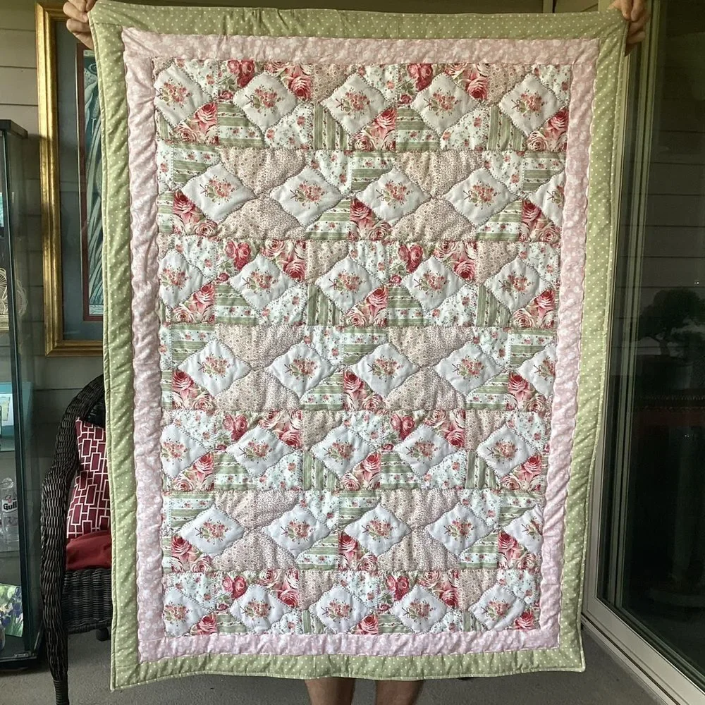 NWT Hand Crafted Floral Patchwork of Roses Quilt - Pink s and Greens